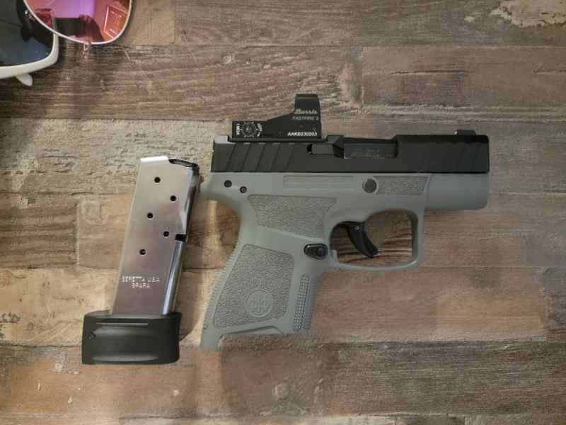 Berreta APX A1 CARRY WITH reddot