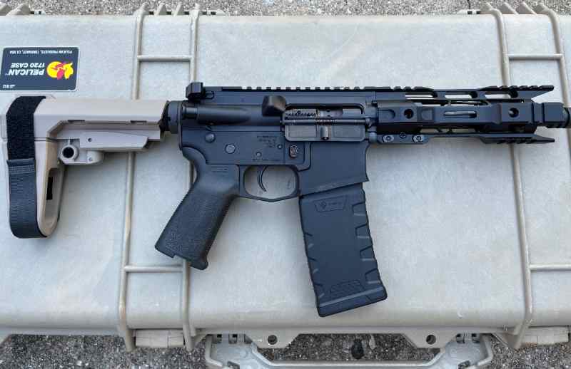 F1 Firearms AR PISTOL 5.56