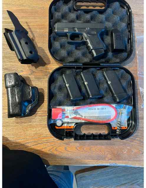 Glock 27 S&amp;W .40