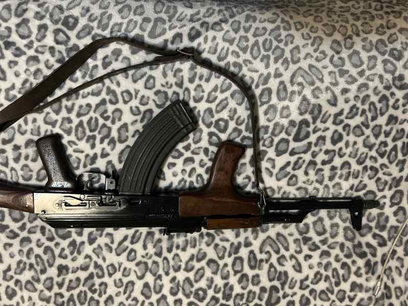 Romanian AK