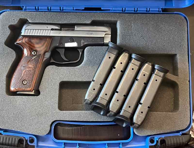 Sig Sauer P229 SAS