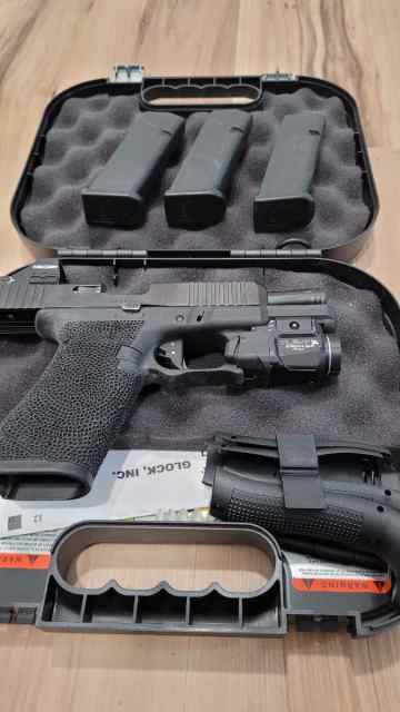 Glock G45