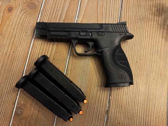 M&amp;P Pro 40L