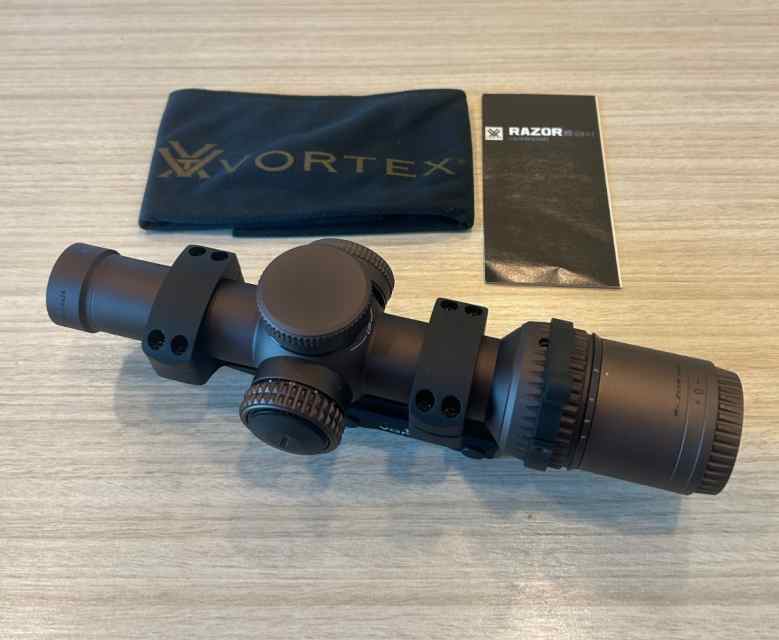 VORTEX RAZOR 1-6x24 GEN II-Great condition