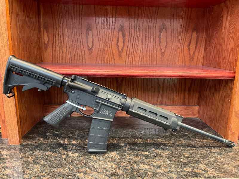 Smith &amp; Wesson M&amp;P 15 Rifle 