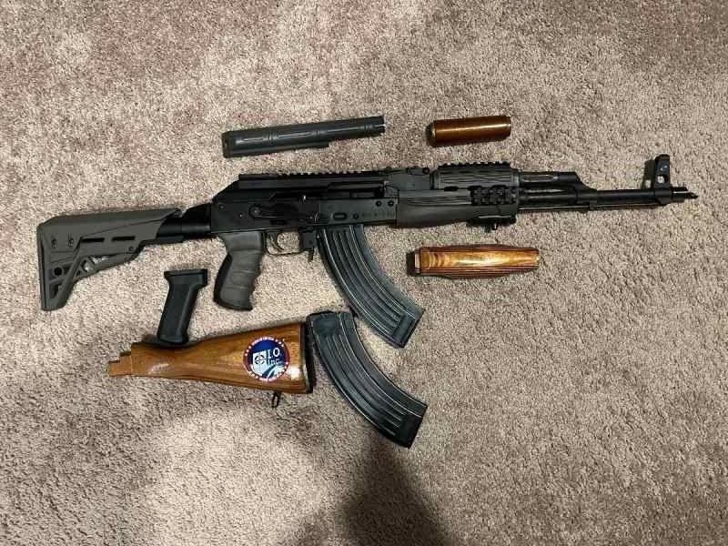 Inter ordinance AK 47