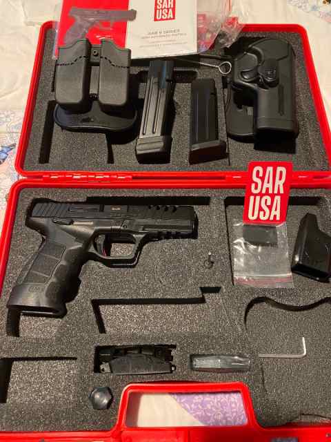 NIB SAR9-X TACTICAL KIT/TAC LIGHT/HOLSTER/MAG HOLD