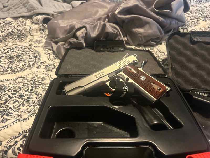 Trade lot 1911 shot guns and optics sig p222 