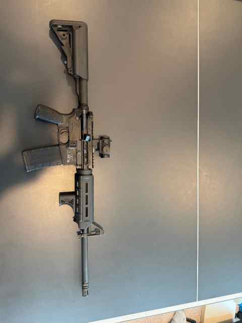 S&amp;W AR15 sport 2 w red dot/ geissele ch
