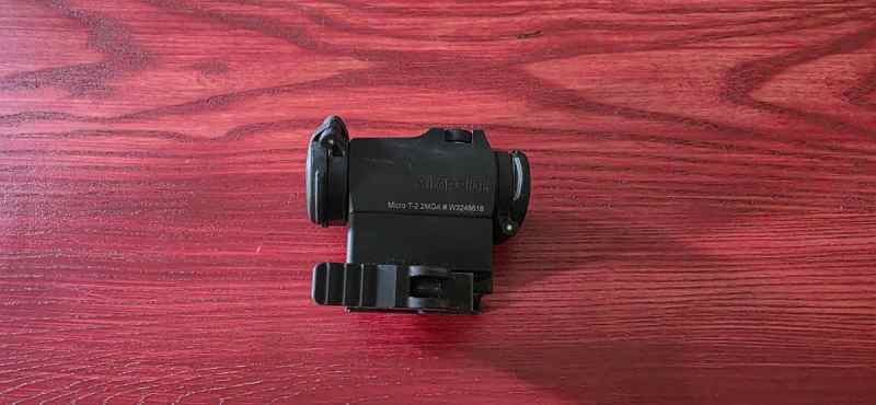 Aimpoint T2 w/ ADM lower 1/3rd QD mount
