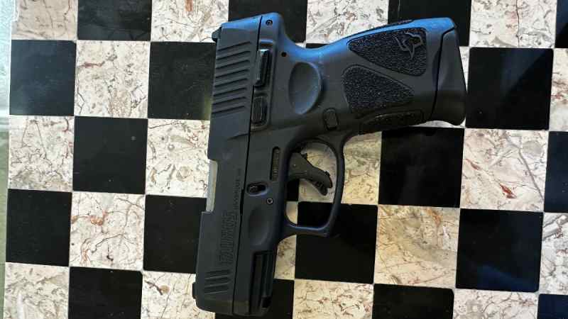 Taurus G3C 9mm 