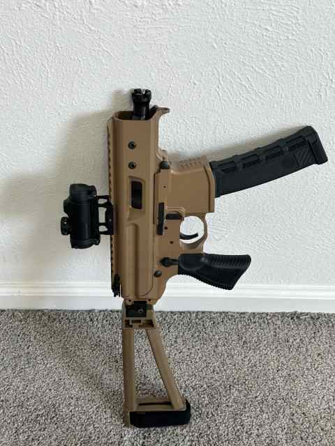 Sig Mpx copperhead with sig MSR red dot 