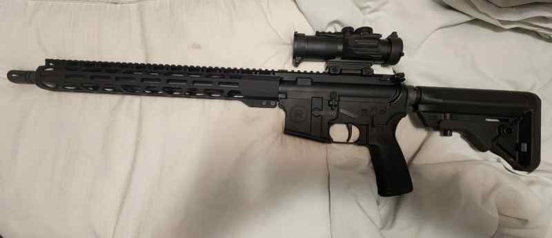 Radical Firearms AR-15 
