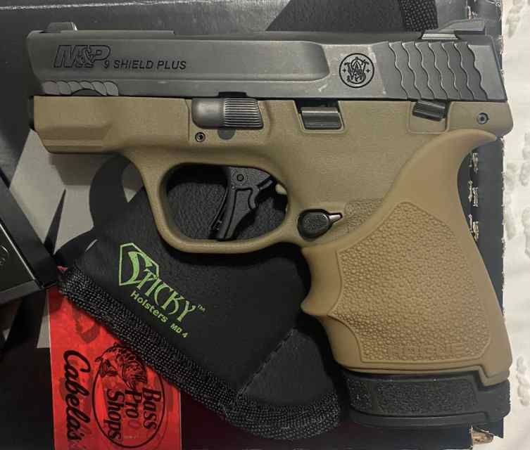 S&amp;W Shield Plus Cabelas Exclusive 