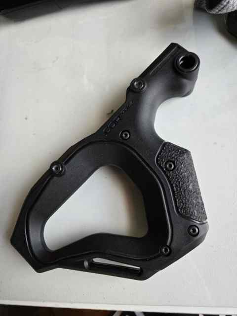 Hera CQB gen 2 foregrip