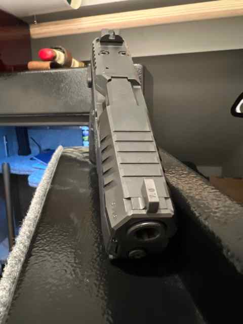 CZ P09C