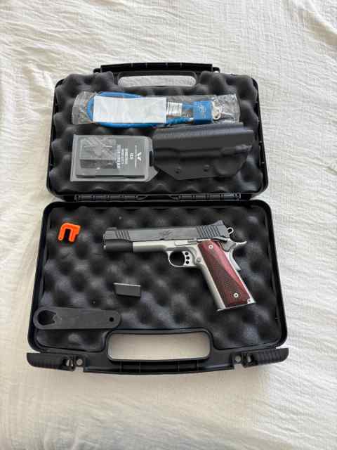 Kimber Custom II .45ACP (Two Tone)