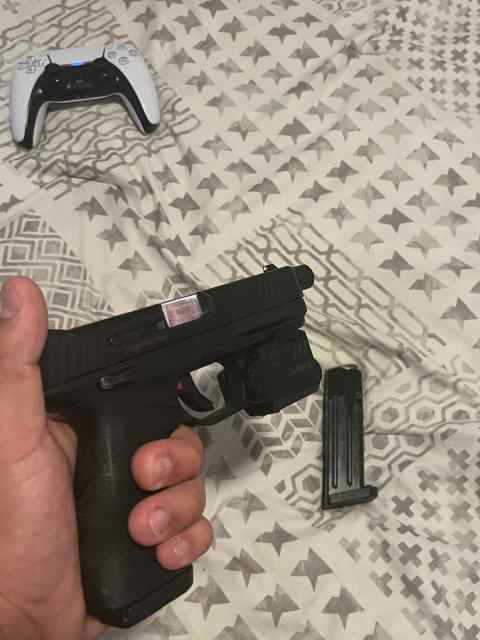 WTT/WTS Sar9 with threaded barrel red back plate 