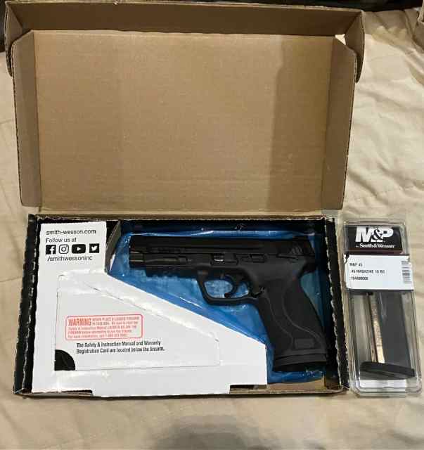 S&amp;W M&amp;P 2.0 .45 full size w/thumb safety 