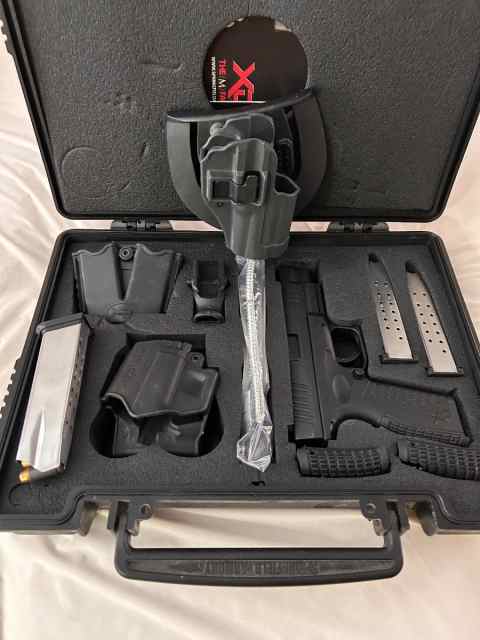 Springfield XDM  40 cal.